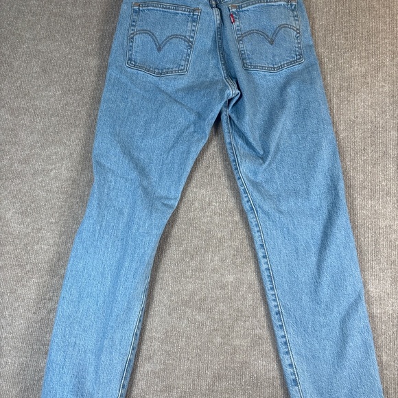 Levi’s Premium Wedgie Fit High Rise Straight Leg Jeans Distressed Women’s 28 - Picture 5 of 6